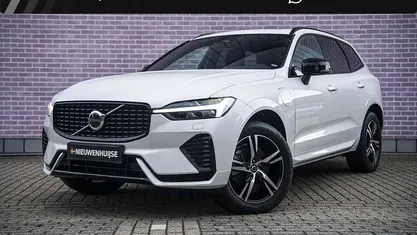 Wit Gebruikt 2022 Volvo XC60 R-Design SUV | € 45.899 (Eerlijke prijs)