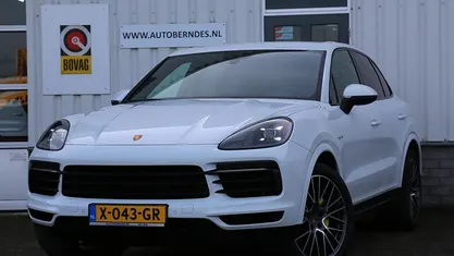 Occasion 2020 Porsche Cayenne Sport SUV | € 64.900 (Super prijs)