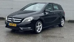 Zwart Gebruikt 2013 Mercedes B200 Ambition MPV | € 11.950 (Eerlijke prijs)