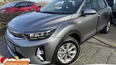, metallic lak Nieuw 2025 Kia Stonic SUV | € 26.945 (Eerlijke prijs)