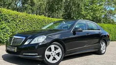 Zwart, metallic lak Gebruikt 2013 Mercedes E300 Premium Sedan | € 6.900 (Eerlijke prijs)