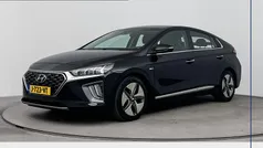 Zwart Gebruikt 2020 Hyundai Ioniq Premium Sedan | € 18.900 (Eerlijke prijs)