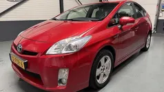 Rood, metallic lak Gebruikt 2011 Toyota Prius Business Edition Hatchback | € 6.950 (Eerlijke prijs)