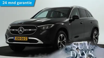 Zwart Gebruikt 2025 Mercedes GLC300e Advanced SUV | € 63.745 (Eerlijke prijs)