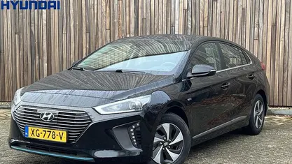 Black noir pearl (nka) Occasion 2019 Hyundai Ioniq Comfort Hatchback | € 15.490 (Eerlijke prijs)