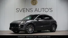 Grijs, metallic lak Gebruikt 2014 Porsche Macan Turbo Chrono SUV | € 35.995 (Eerlijke prijs)