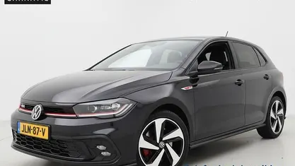 Zwart Occasion 2024 VW Polo Sport Hatchback | € 28.445 (Eerlijke prijs)