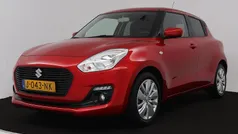 Rood Gebruikt 2020 Suzuki Swift Hatchback | € 14.945 (Goede deal)