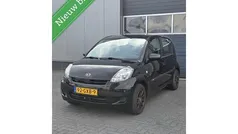 Zwart Gebruikt 2008 Daihatsu Sirion Hatchback | € 1.999 (Goede deal)