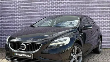 Gebruikt 2017 Volvo V40 Stationwagen | € 15.499 (Eerlijke prijs)