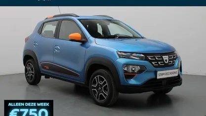 Blauw Gebruikt 2023 Dacia Spring Comfort Plus Hatchback | € 11.290 (Eerlijke prijs)