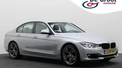 Grijs Gebruikt 2015 BMW 320 Executive Sedan | € 15.950 (Eerlijke prijs)