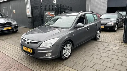 Occasion 2010 Hyundai i30 Dynamiq Stationwagen | € 2.499 (Eerlijke prijs)