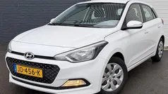 Wit Gebruikt 2016 Hyundai i20 Hatchback | € 8.888 (Eerlijke prijs)