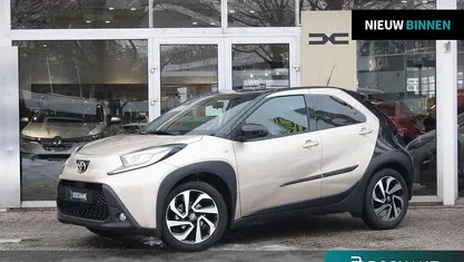 Bruin Gebruikt 2024 Toyota Aygo X Pulse SUV | € 18.745 (Eerlijke prijs)