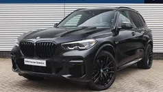 Zwart Gebruikt 2023 BMW X5 Executive SUV | € 77.950 (Eerlijke prijs)