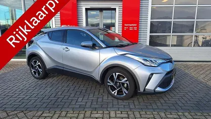 Grijs Gebruikt 2022 Toyota C-HR Style SUV | € 26.900 (Eerlijke prijs)