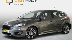 Gebruikt 2018 Ford Focus ST-Line Hatchback | € 12.450 (Eerlijke prijs)