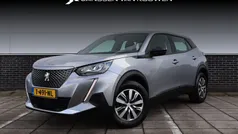Grijs Gebruikt 2023 Peugeot e-2008 Active SUV | € 21.795 (Eerlijke prijs)