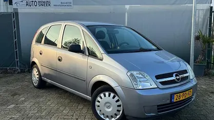 Gebruikt 2004 Opel Meriva MPV | € 999 (Eerlijke prijs)