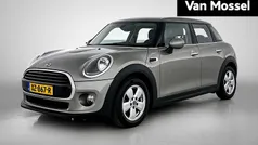 Grijs Gebruikt 2019 Mini Cooper Business Hatchback | € 16.900 (Eerlijke prijs)