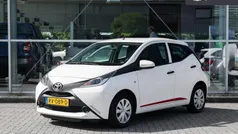 Wit Gebruikt 2018 Toyota Aygo Hatchback | € 9.450 (Eerlijke prijs)
