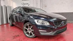 Zwart Gebruikt 2016 Volvo V60 R-Design Kinetic Stationwagen | € 8.490 (Eerlijke prijs)