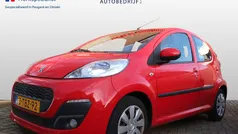 Rood Gebruikt 2014 Peugeot 107 Active Hatchback | € 4.900 (Eerlijke prijs)