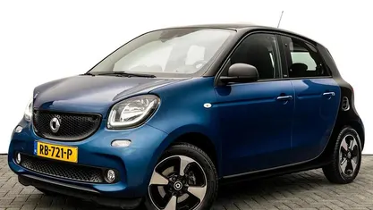 Blauw Occasion 2017 Smart ForFour Passion Hatchback | € 10.790 (Eerlijke prijs)