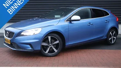 Occasion 2017 Volvo V40 Business Edition Hatchback | € 15.750 (Eerlijke prijs)