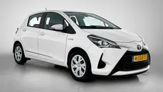 Wit Gebruikt 2020 Toyota Yaris Hybrid Active Hatchback | € 17.999 (Eerlijke prijs)