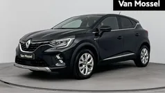 Zwart Gebruikt 2021 Renault Captur Intens SUV | € 20.935 (Eerlijke prijs)