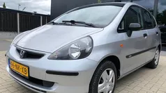 Grijs Gebruikt 2003 Honda Jazz Hatchback | € 999 (Eerlijke prijs)