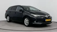 Gebruikt 2015 Toyota Auris Hybrid Hatchback | € 11.999 (Eerlijke prijs)