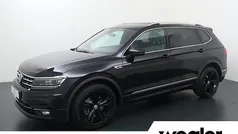 Zwart Gebruikt 2019 VW Tiguan Allspace Highline SUV | € 33.840 (Eerlijke prijs)