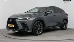 Grijs Gebruikt 2022 Lexus NX450h+ Sport Line SUV | € 53.945 (Eerlijke prijs)