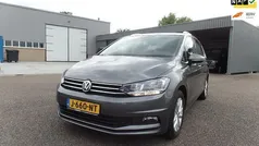 Grijs Gebruikt 2019 VW Touran Highline MPV | € 23.950 (Goede deal)