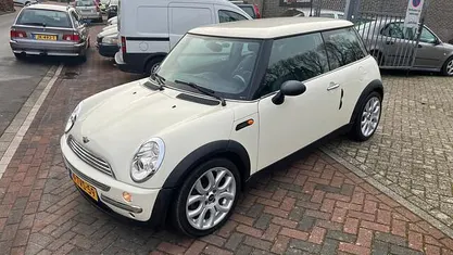 Occasion 2004 Mini ONE Salt Hatchback | € 1.999 (Eerlijke prijs)