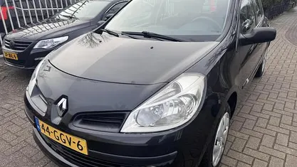 Occasion Renault Clio II 75 PK (55 kW) 2008 Hatchback
