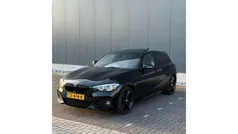 Zwart Gebruikt 2018 BMW 120 Executive Hatchback | € 20.950 (Eerlijke prijs)