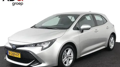 Grijs Gebruikt 2022 Toyota Corolla Active Hatchback | € 20.450 (Eerlijke prijs)