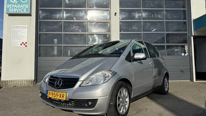 Grijs Gebruikt 2010 Mercedes A160 Classic MPV | € 4.950 (Eerlijke prijs)