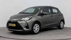 Grijs Gebruikt 2019 Toyota Yaris Hybrid Active Hatchback | € 18.445 (Eerlijke prijs)