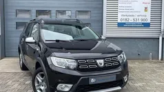 Zwart Gebruikt 2018 Dacia Logan MCV Stepway MPV | € 11.499 (Eerlijke prijs)