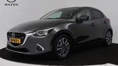 Machine grey (grijs metallic) Gebruikt 2018 Mazda 2 Luxury Hatchback | € 16.950 (Eerlijke prijs)