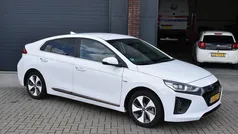 Wit Gebruikt 2019 Hyundai Ioniq Comfort Sedan | € 11.950 (Super prijs)