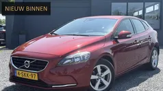 Rood Gebruikt 2013 Volvo V40 Kinetic Stationwagen | € 5.743 (Eerlijke prijs)