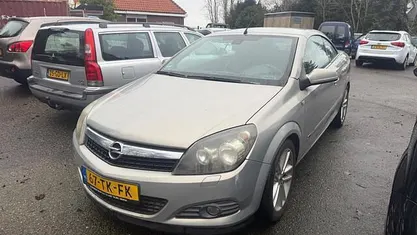 Occasion Opel Astra Cabriolet Cosmo 105 PK (77 kW) 2006 Cabriolet