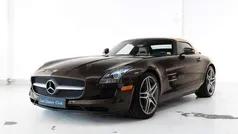Bruin, metallic lak Gebruikt 2012 Mercedes SLS AMG AMG Cabriolet | € 195.000