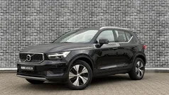 Zwart Gebruikt 2022 Volvo XC40 Inscription SUV | € 36.694 (Eerlijke prijs)